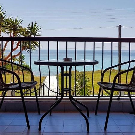 Delfino Hotel Мола-Калива Экстерьер фото