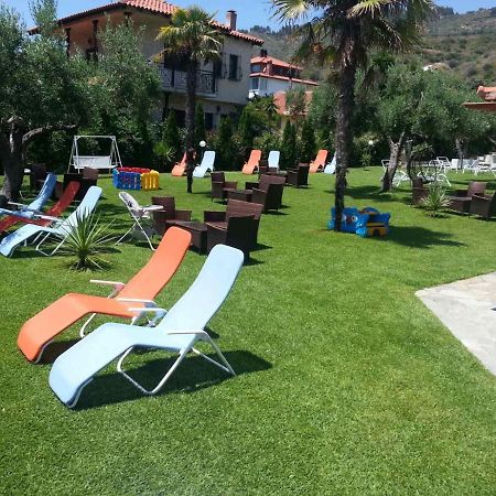 Delfino Hotel Мола-Калива Экстерьер фото