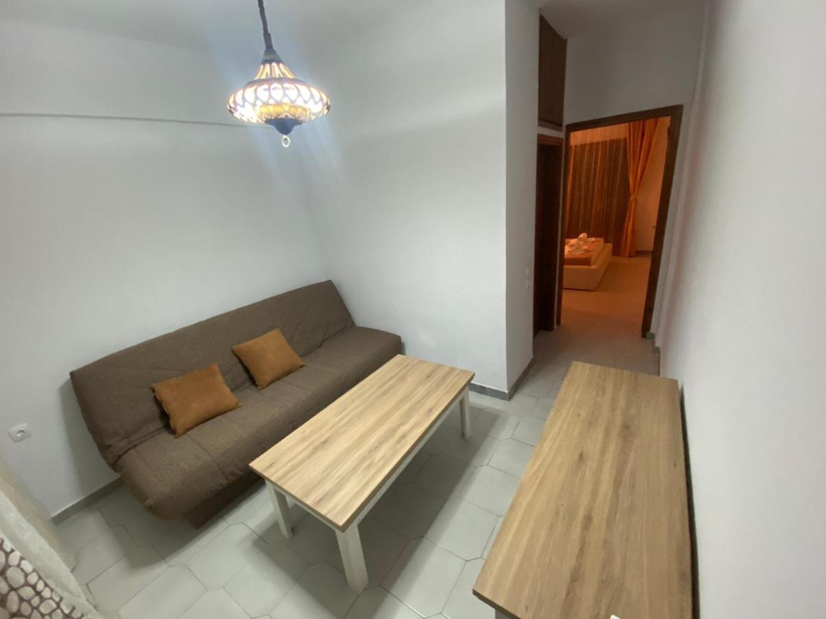 Delfino Hotel Мола-Калива Экстерьер фото